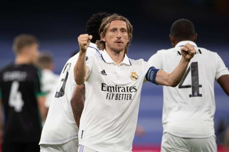 El Real Madrid hace oficial la renovación de Modric
