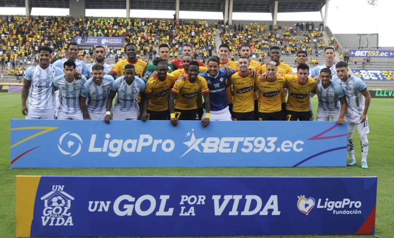 Homenaje para Gabriel Marques previo al Guayaquil City Vs. Barcelona