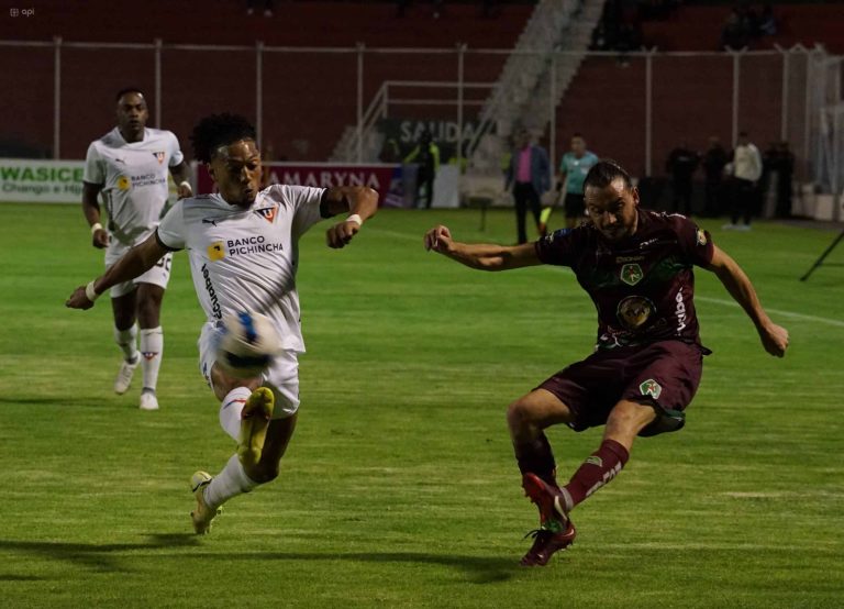 EN LA ÚLTIMA JUGADA: Mushuc Runa rescató el empate ante LDU