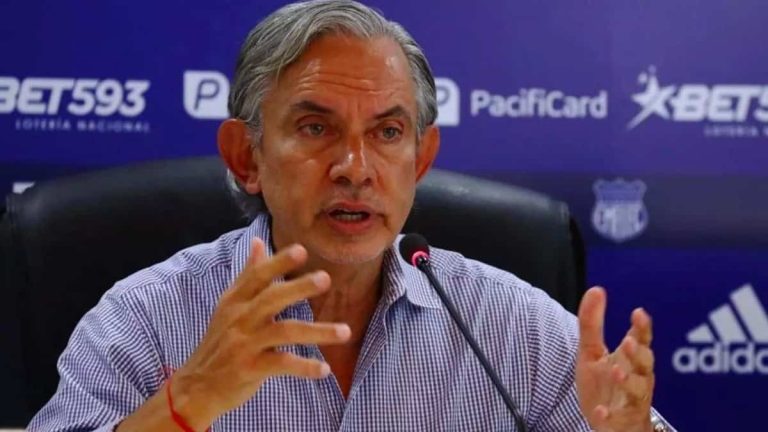 Pileggi desmiente información sobre Miller y ‘Cuco’: “La persona que habla no es dirigente del club”