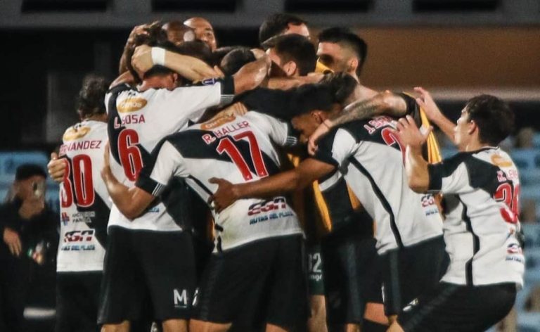 (VIDEO) Huracán cayó ante Danubio y se complicó en la Sudamericana