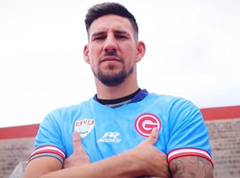 LDU está interesado en Santiago Giordana
