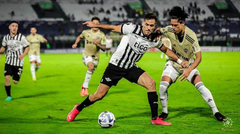 (VIDEO) Libertad igualó con Mineiro y aseguró la Sudamericana
