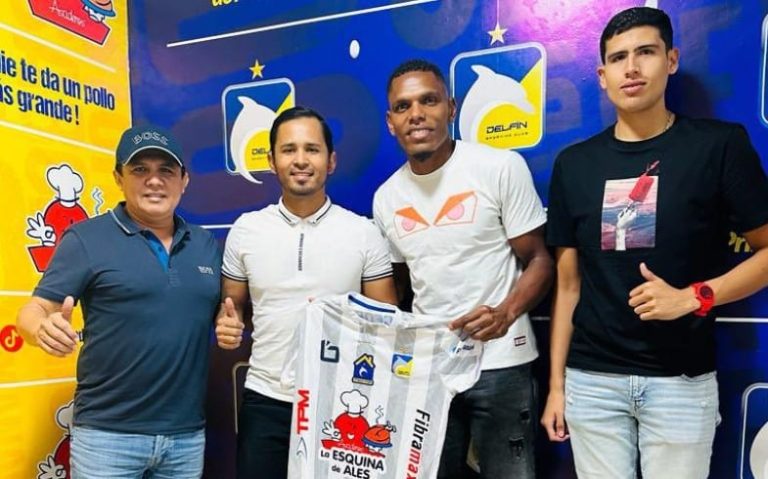 Delfín anunció el regreso del arquero Carlos Ortiz