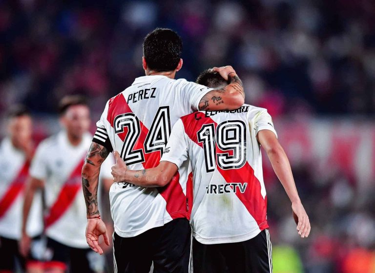 (VIDEO) River Plate le remontó a Instituto y se dispara en la cima