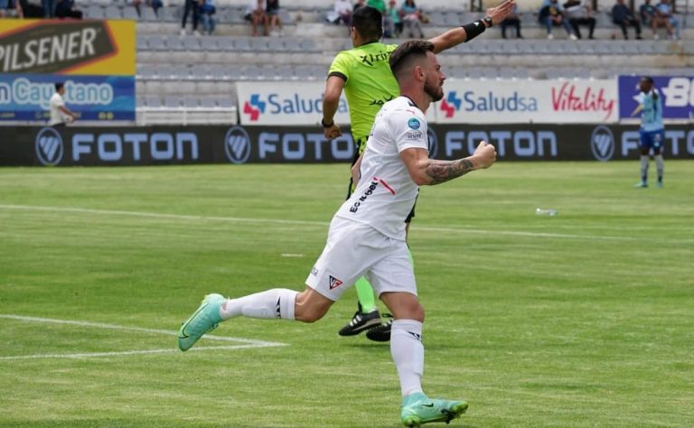 Cerca de salir de LDU: Ángel González ya tendría nuevo equipo