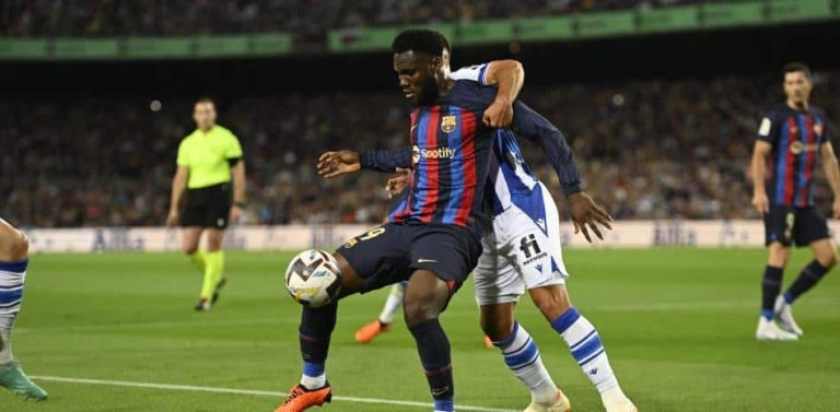Diferencias entre el Barça y Kessie, que no descarta una salida
