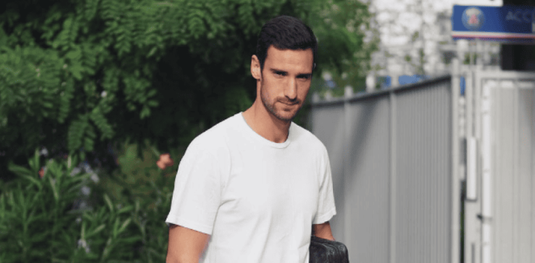 Sergio Rico, a sus compañeros del PSG: “Espero estar con vosotros muy pronto”