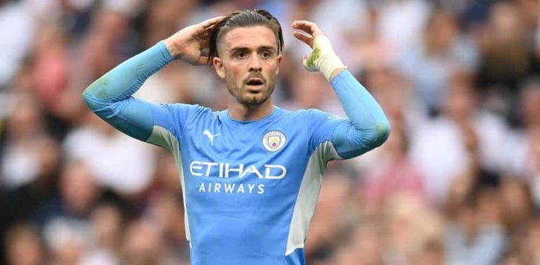 El ‘hat-trick’ de Grealish fuera del campo: encontrado con 3 chicas distintas durante sus vacaciones