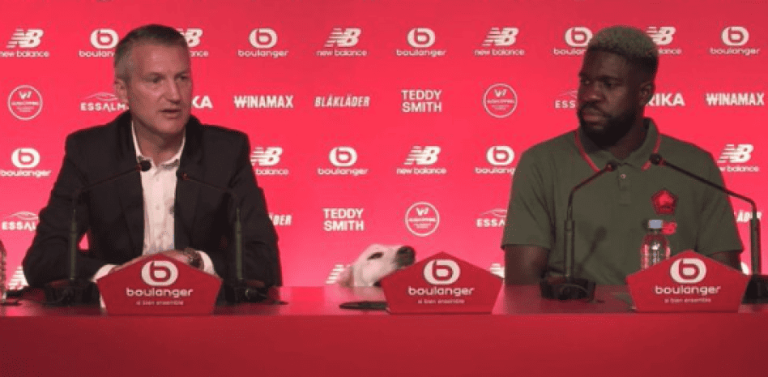 (VIDEO) ¡Un perro se coló en la presentación de Umtiti y le robó el protagonismo!