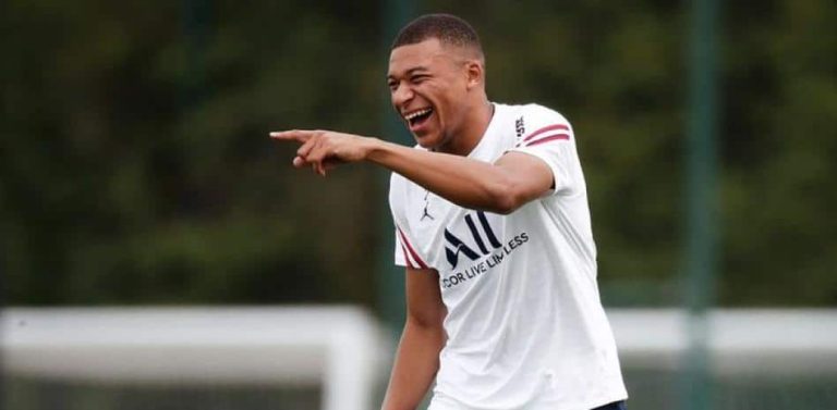 El Al-Hilal, a París para convencer a Mbappé