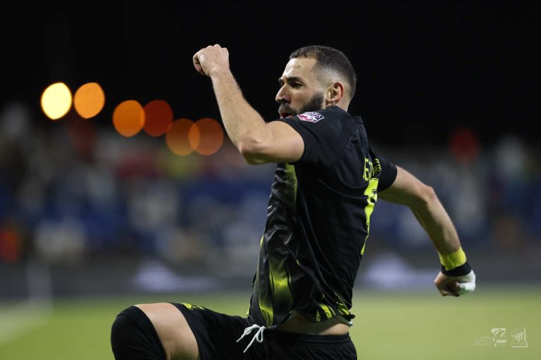 POLÉMICA EN ARABIA: Reportan que Benzema ha abandonado la ciudad