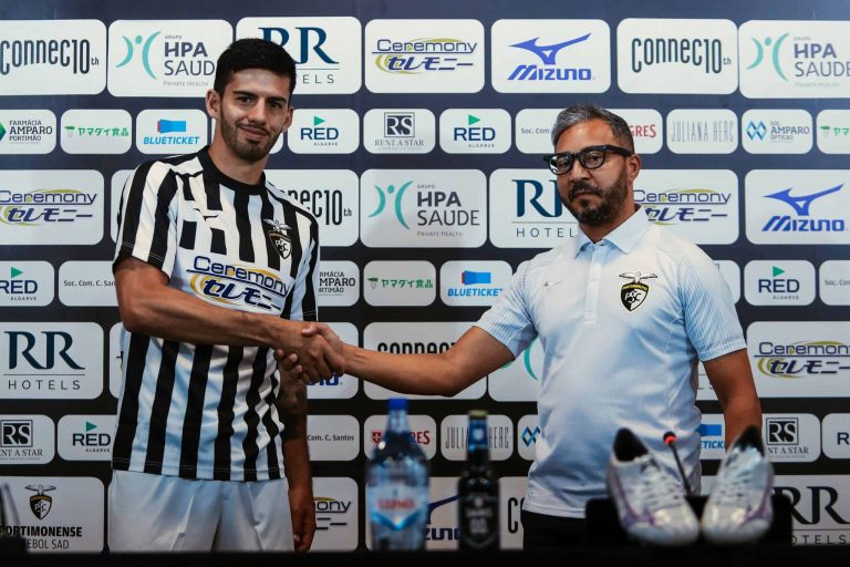 OFICIAL: Ronie Carrillo es presentado por Portimonense de Portugal