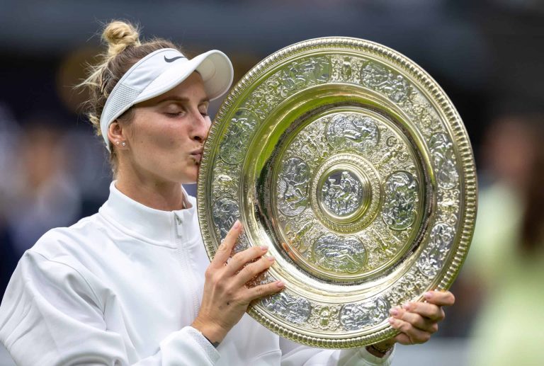 #NTF (VIDEO) Markéta Vondroušová, nueva campeona de Wimbledon