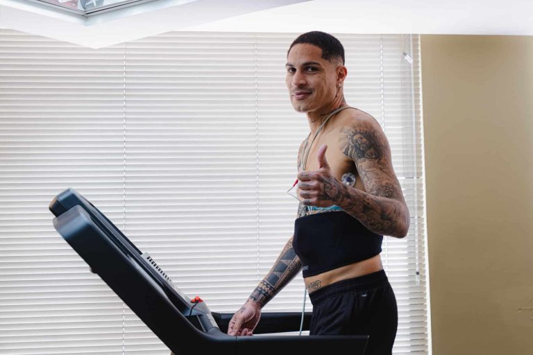 Paolo Guerrero superó los chequeos médicos en LDU