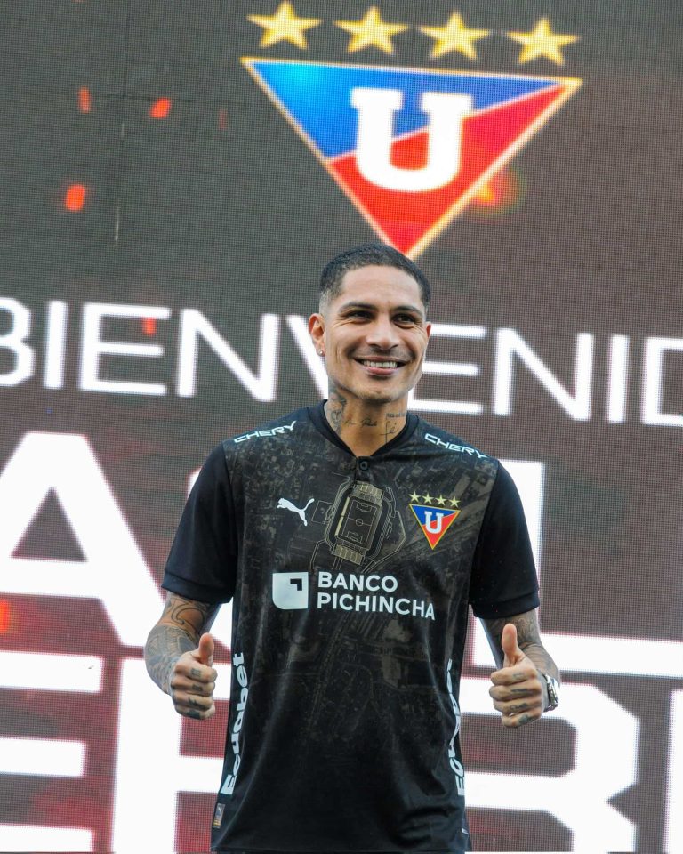 En la presentación de Guerrero: LDU mostró su nueva camiseta