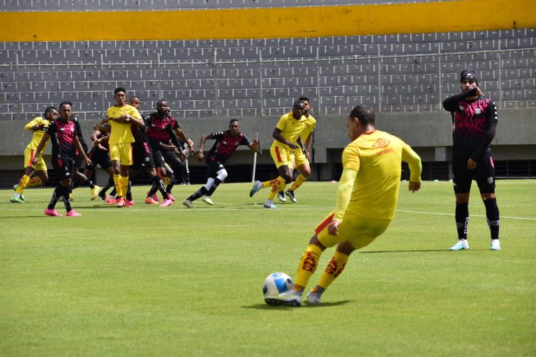 Técnico Universitario goleó a Aucas en un amistoso, previo al inicio de la LigaPro