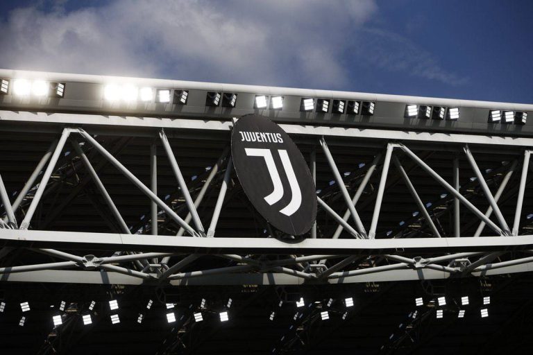 OFICIAL: UEFA excluyó a la Juventus de la Conference League más una millonaria multa