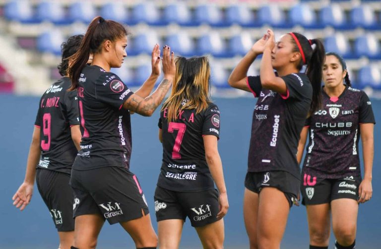 (VIDEO) ¡Dragonas IDV goleó sin  problemas a U. Católica!