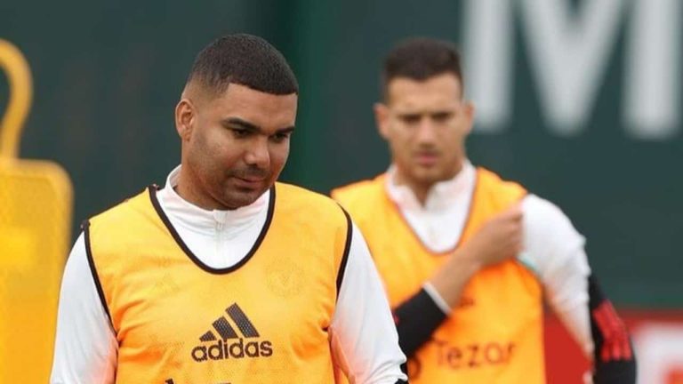 Casemiro y una lluvia de ‘memes’ en redes por su actual aspecto físico