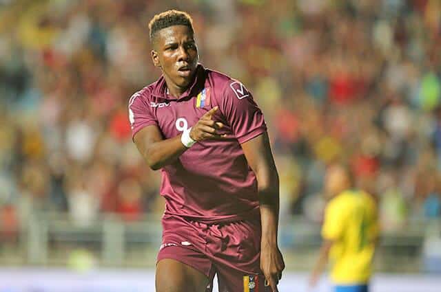 POR UNA TEMPORADA: Jan Hurtado será nuevo jugador de LDU