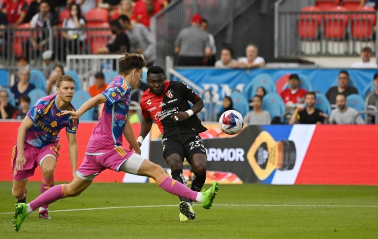 (VIDEO) AL MINUTO UNO: Jordy Caicedo anotó su primer gol con Atlas FC