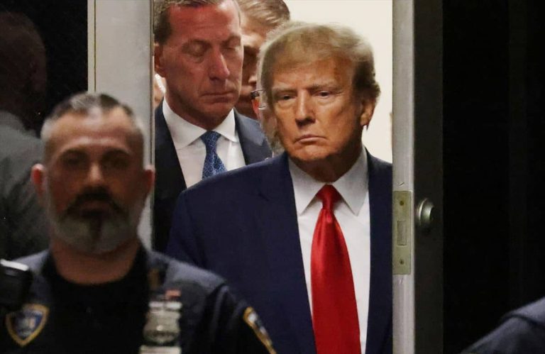 #StudioNews Donald Trump ha sido arrestado en Georgia