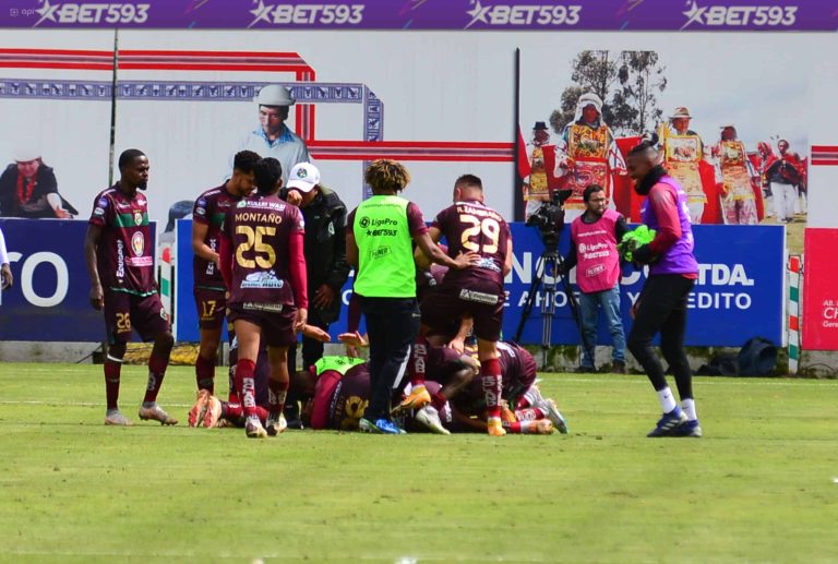 (VIDEO) EN LA ÚLTIMA JUGADA: Mushuc Runa derrotó a IDV con un golazo