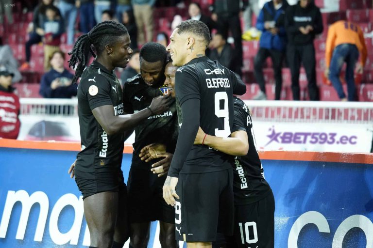 (VIDEO) BUEN INICIO ‘ALBO’: LDU se impuso ante Deportivo Cuenca