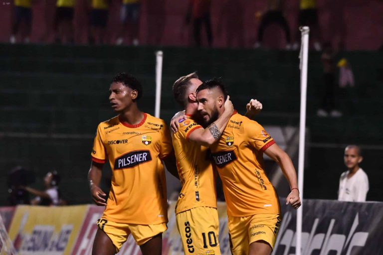 (VIDEO) CON 9 JUGADORES Y AL MINUTO 99′: BSC igualó ante Delfín en Portoviejo