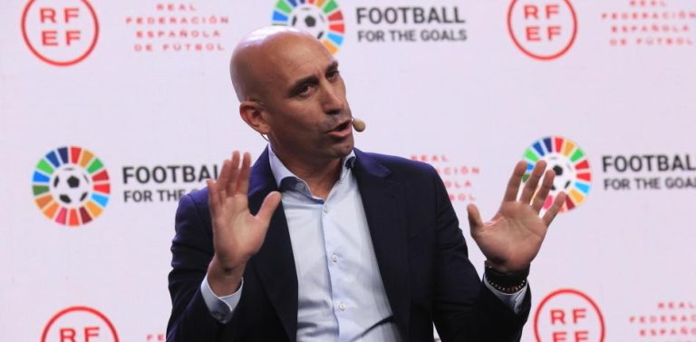 Nueva foto polémica con Luis Rubiales como protagonista