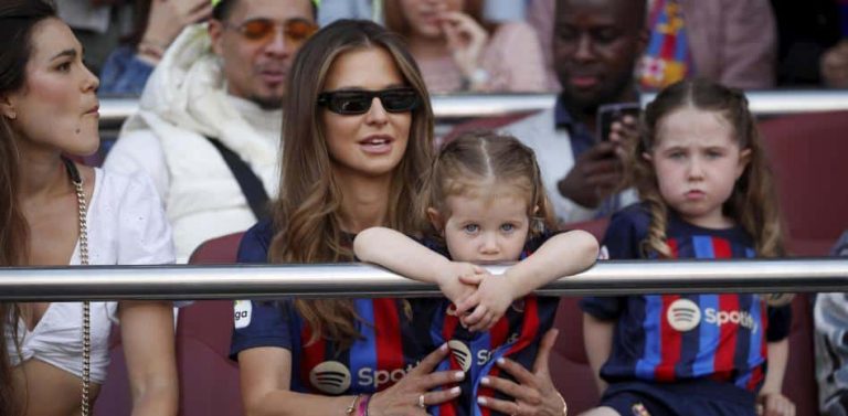 Hija de Lewandowski enamora a los fans del Barça con su complemento más culé