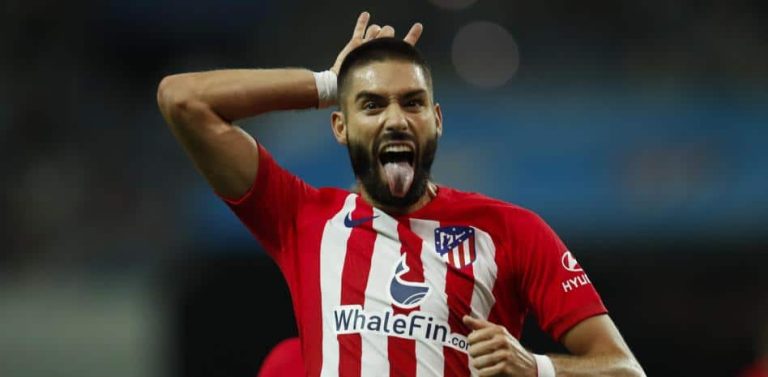 Ofrecen a Carrasco como posible sustituto de Dembélé en el Barça