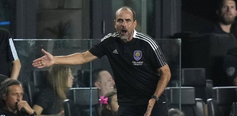 “Fue un circo y Messi mereció ser expulsado”
