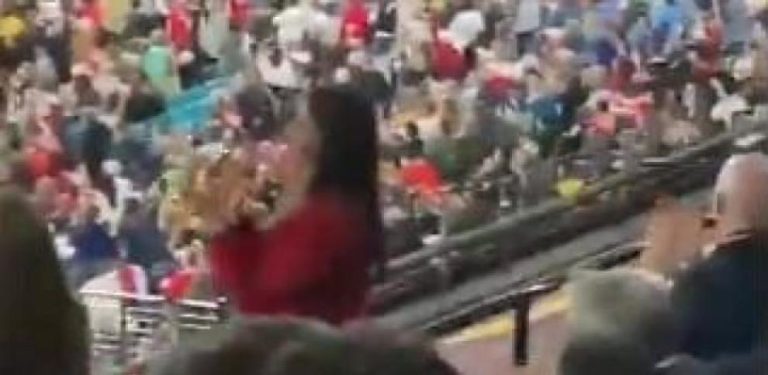 (VIDEO) Mundial Femenino: Así celebró la Reina Letizia tras el gol de Olga Carmona