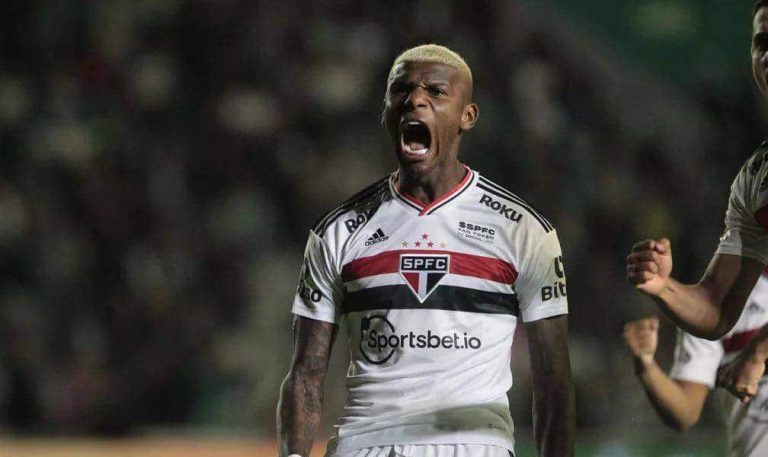 Sao Paulo de Arboleda pasó a la final de la Copa de Brasil