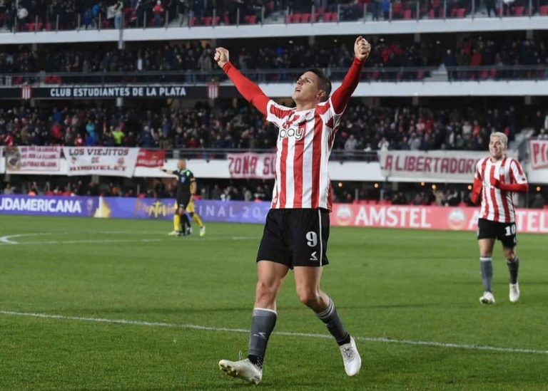 (VIDEO) Estudiantes goleó a Goiás por la Sudamericana