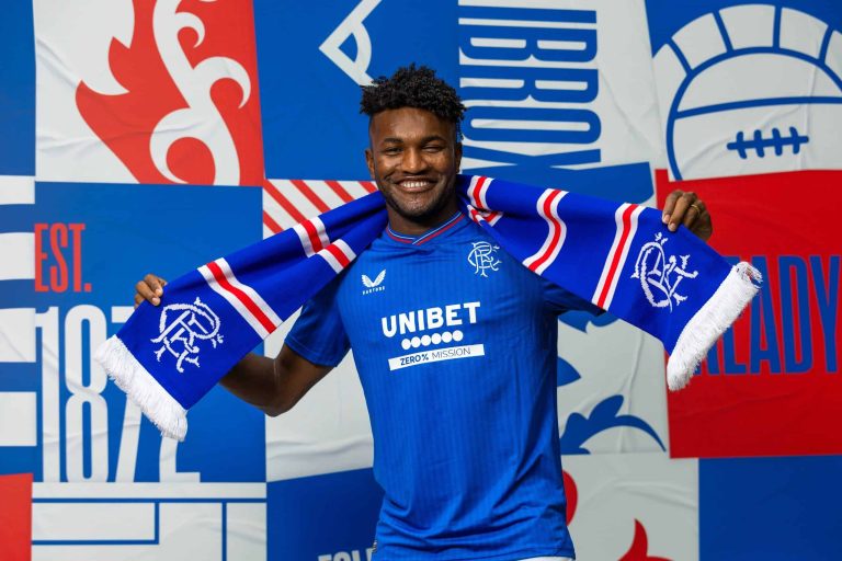 OFICIAL: José Cifuentes ya es de Rangers de Escocia