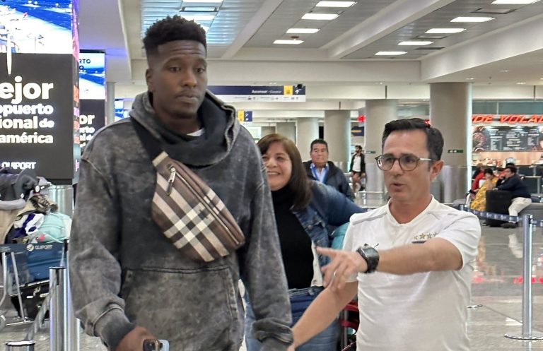 Jan Hurtado llegó a la capital para sumarse a LDU