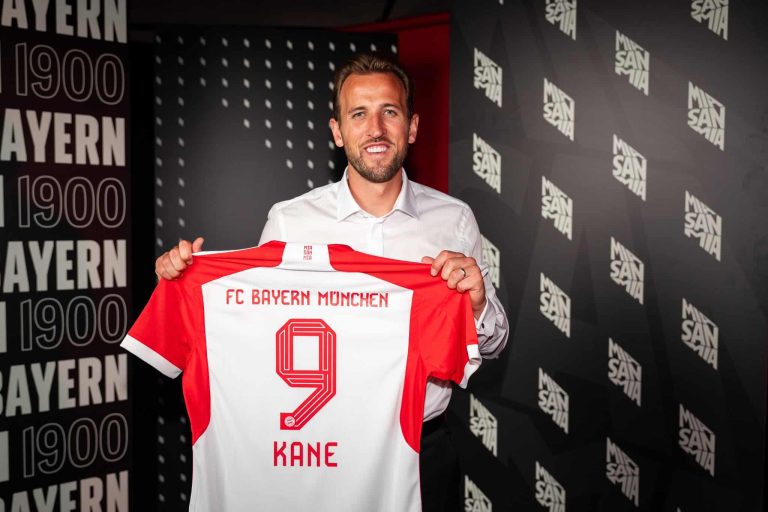 SE ACABÓ LA ESPERA: Harry Kane fue presentado por el Bayern Múnich