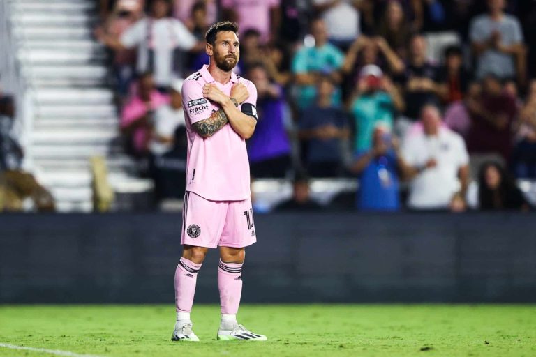 (VIDEO) Messi revela el origen de sus celebraciones de superhéroes de Marvel