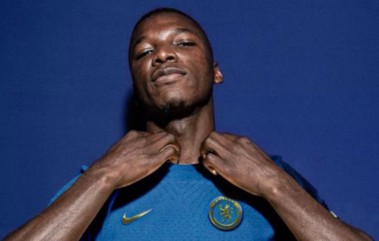 Moisés Caicedo pasó los chequeos en el Chelsea