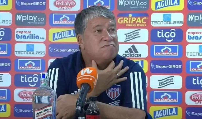 “Estoy cansado del mal ambiente”: Bolillo no da más en Junior y deja su futuro en el aire