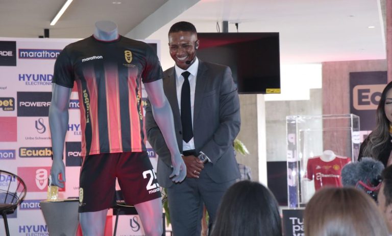 Las palabras de Antonio Valencia tras el título de su equipo