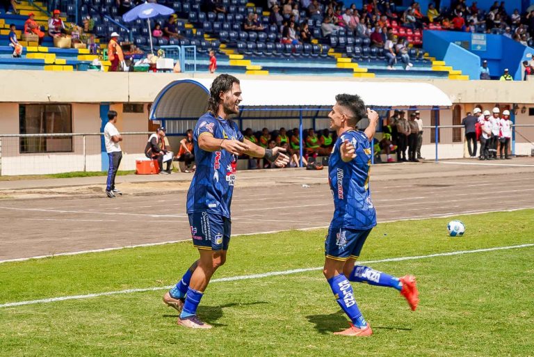 FIN A UNA RACHA: Delfín cortó la imbatibilidad de Libertad como local