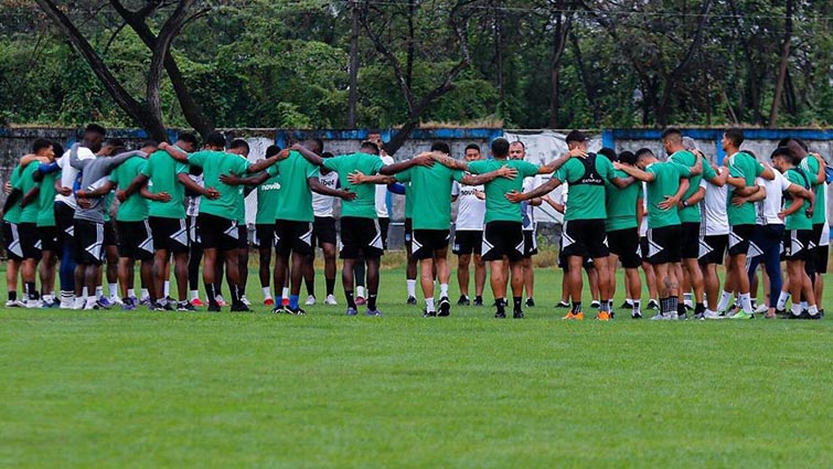 Emelec recupera a tres jugadores y podría reaparecer este fin de semana ante Aucas