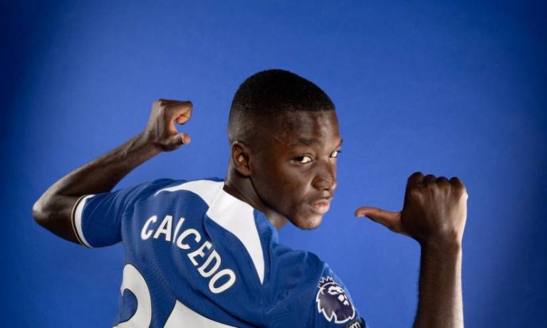 ¡Dura crítica de Carragher al Chelsea de Moisés Caicedo!