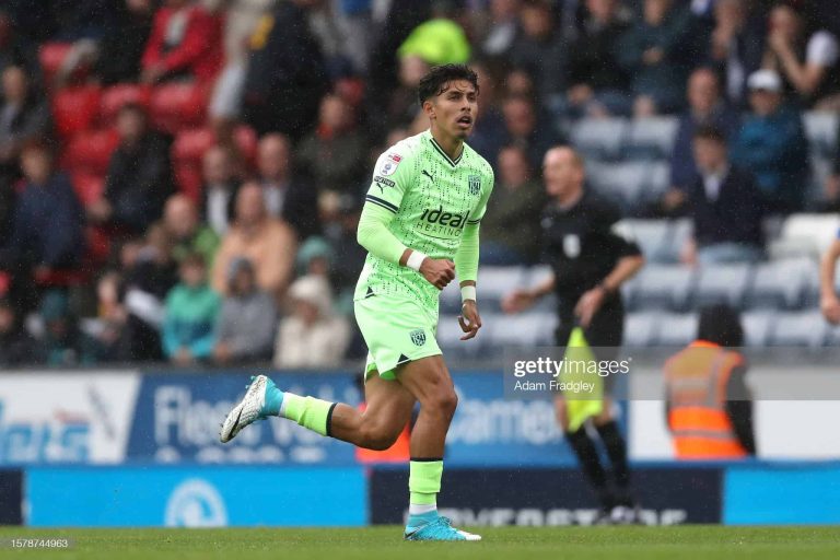 Jeremy Sarmiento volvió a tener minutos en la victoria del West Brom