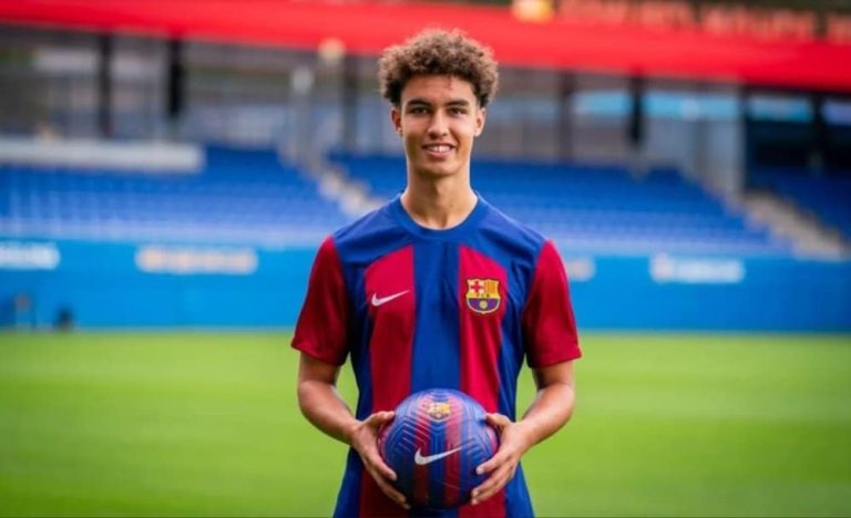 Oficial: Noah Darvich ficha por el Barça