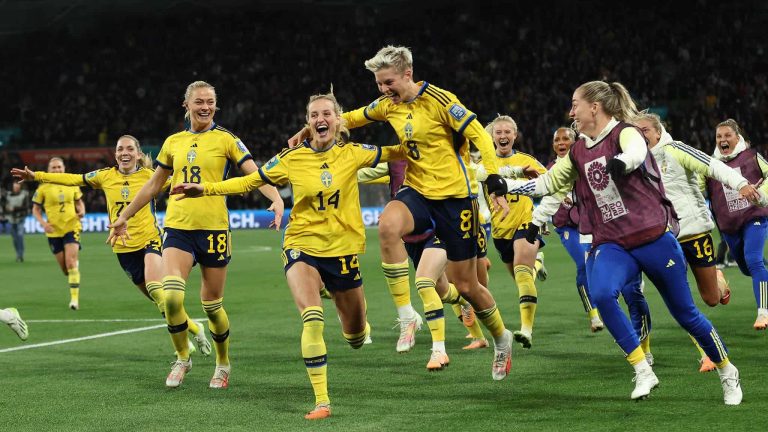 (VIDEO) Suecia dio otro batacazo en Mundial femenino y eliminó por penaltis a USA